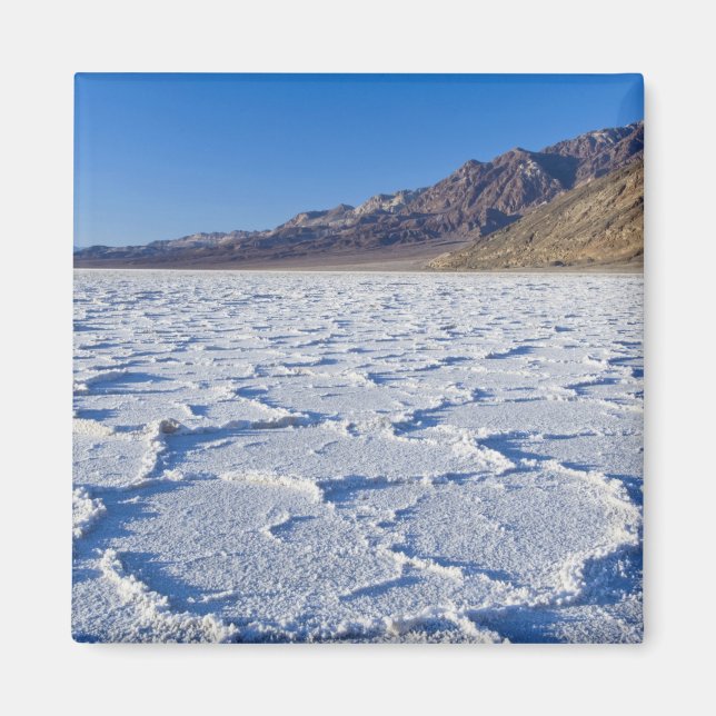USA, CA, Death Valley NP, Salt Formation at Magnet (Vorne)