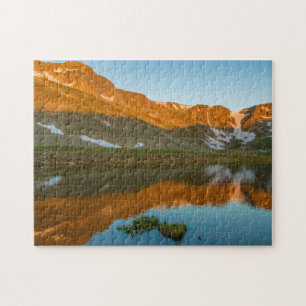 USA, Colorado, Mt. Evans. Gipfelsee-Reflektion