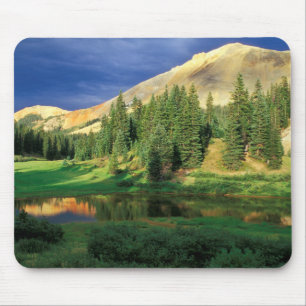 USA, Colorado. Roter Berg bei Sonnenuntergang Mousepad