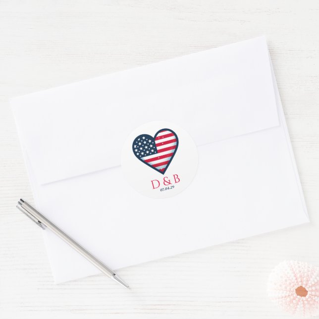 USA Couple Heart Wedding Runder Aufkleber (Umschlag)