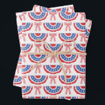 USA Flag Bunting and Bows American Summer Geschenkpapier Set<br><div class="desc">Feiern Sie mit der Bundle und Bögen,  mit den US Flagge! Dieses Bundle und Bows Muster ist ein süßes,  aber patriotisches Display! Ideal für ein Amerikanische Unabhängigkeitstag-Party oder eine patriotisch gestaltete Veranstaltung!</div>