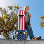 USA Flag Patriotische amerikanische US Flagge Cool Skateboard<br><div class="desc">Der Amerikaner, US Flagge, Old Glory, Star-Spangled Banner, US-Flagge, hochwertige Hard-Rock-Ahorn, spitzen Nase Schwanz, Vintage Original-alte Schule, Skateboard Deck, um Ihren Stolz, Patriotismus, Liebe zu zeigen. Ideal für Zuhause- und Zimmerdekoration, für den Unabhängigkeitstag, den 4. Juli, für Gedenkfeiern, Feste der Streitkräfte und vieles mehr. Es ist ein großartiges Geschenk für...</div>