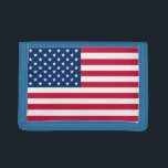 USA Flag Trifold Wallet American Patriotic Trifold Geldbörse<br><div class="desc">USA Flag Wallets - USA - Flag - Patriotic - Unabhängigkeitstag - 4. Juli - Anpassbar - Wählen / Fügen Sie Ihren einzigartigen Text / Farbe / Bild - Make Your Special Gift - Neu vergrössern und verschieben oder entfernen und hinzufügen / Bild mit Anpassungs-Tool. Sie können Designs auch auf...</div>