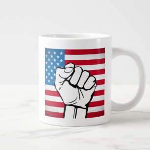 USA-Flagge Steigende Faust Jumbo-Tasse