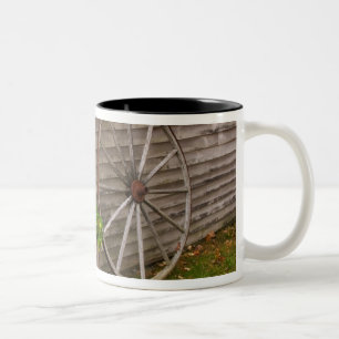 USA, hauptsächlich. Lastwagen-Räder Zweifarbige Tasse