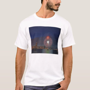 USA, Illinois, Chicago, Feuerwerk am Unabhängigkei T-Shirt