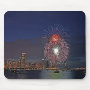 USA, Illinois, Chicago, Feuerwerk zum Unabhängigke Mousepad