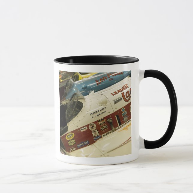 USA, Indiana, Indianapolis: Indianapolis-Motor 2 Tasse (Rechts)