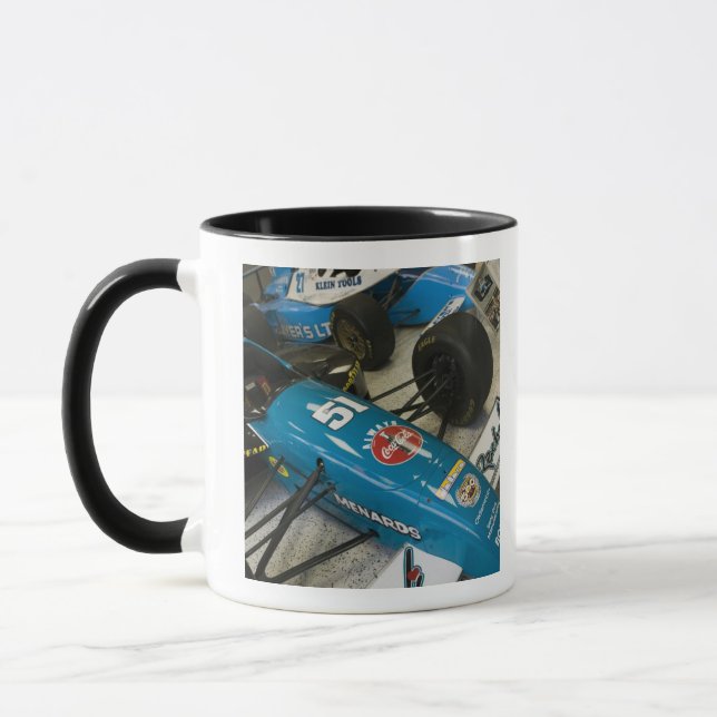 USA, Indiana, Indianapolis: Indianapolis-Motor Tasse (Links)