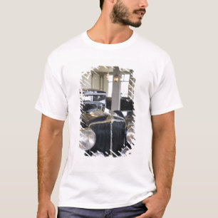 USA, Indiana, kastanienbraun: Kastanienbraun, T-Shirt