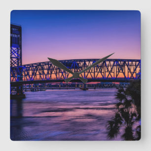 USA, Jacksonville, Florida Quadratische Wanduhr