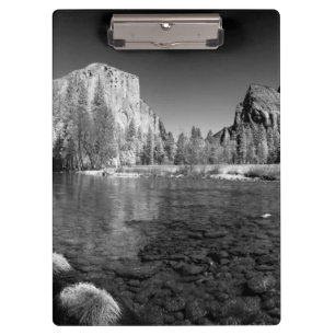 USA, Kalifornien. Blick auf Yosemite Valley Klemmbrett