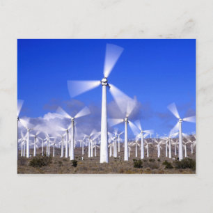 USA, Kalifornien, Mojave. Ansicht einer Windkrafta Postkarte