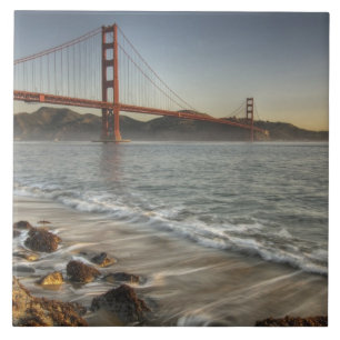USA, Kalifornien, San Francisco. Eine malerische Fliese