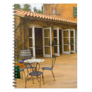 USA, Kalifornien, Sonoma Valley, Patio im Viansa Notizblock