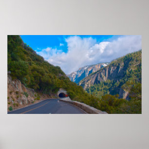 USA, Kalifornien. Tunnel auf dem Weg nach Yosemite Poster