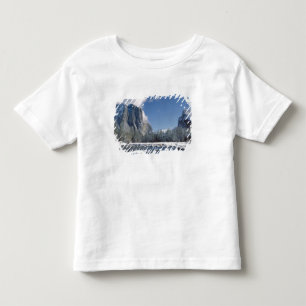 USA, Kalifornien, Yosemite NP. Der Merced-Fluss Kleinkind T-shirt