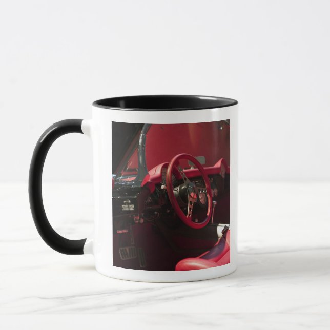 USA, Kentucky, Bowling Green: Nationale Korvette Tasse (Links)