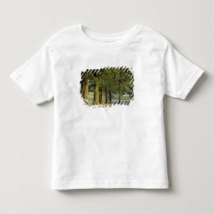 USA, Kentucky, Lexington. Baumreihe und Kleinkind T-shirt