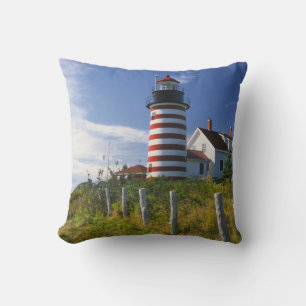 USA, Maine, Lubec. West Quoddy Head Leuchtturm Kissen