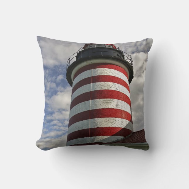 USA, Maine, Lubec. West Quoddy Head LIghthouse Kissen (Vorderseite)