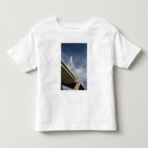USA, Massachusetts, Boston. Die Zakim-Brücke. Kleinkind T-shirt