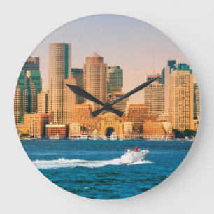 USA, Massachusetts. Boston Waterfront Panorama Große Wanduhr