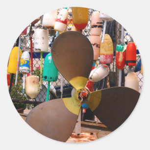 USA, Massachusetts. Propeller und Schwimmer Runder Aufkleber