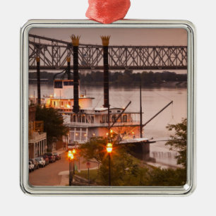USA, Mississippi, Natchez. Natchez Under the Silbernes Ornament