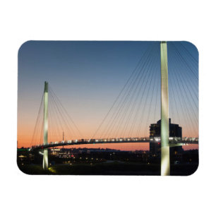 USA, Nebraska, Omaha, Bob Kerrey Fußgänger Magnet