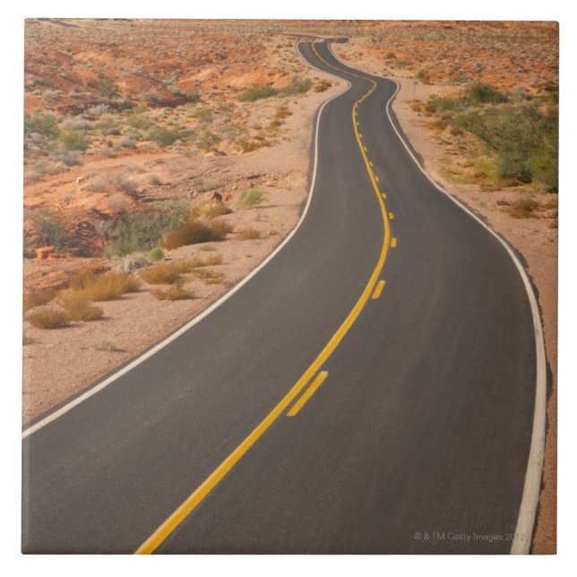 USA, Nevada, Tal des Feuers, Wüstenstraße Fliese (Vorderseite)