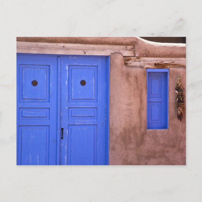 USA, New Mexico, Santa Fe. Sicht auf die blaue Tür Postkarte (Vorderseite)