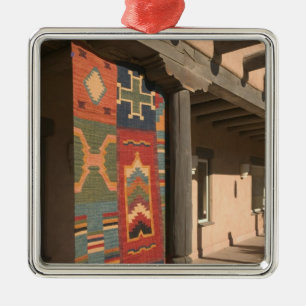 USA, New Mexico, Taos: Navaho-Teppichgalerie-Kit Ornament Aus Metall