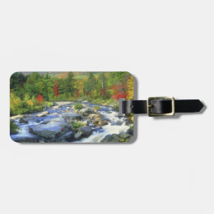 USA, New York. Ein Wasserfall im Adirondack Gepäckanhänger