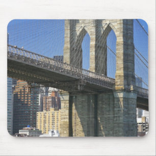 USA, New York, New York City. Brooklyn Bridge Mousepad