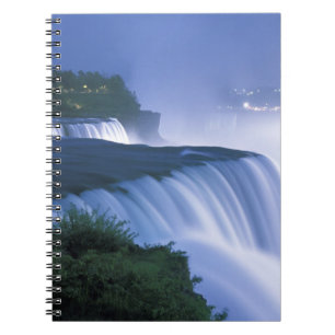 USA, New York, Niagara Falls. American Falls in Notizblock