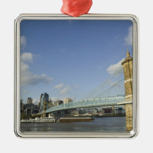 USA, Ohio, Cincinnati: Roebling Suspension 2 Ornament Aus Metall