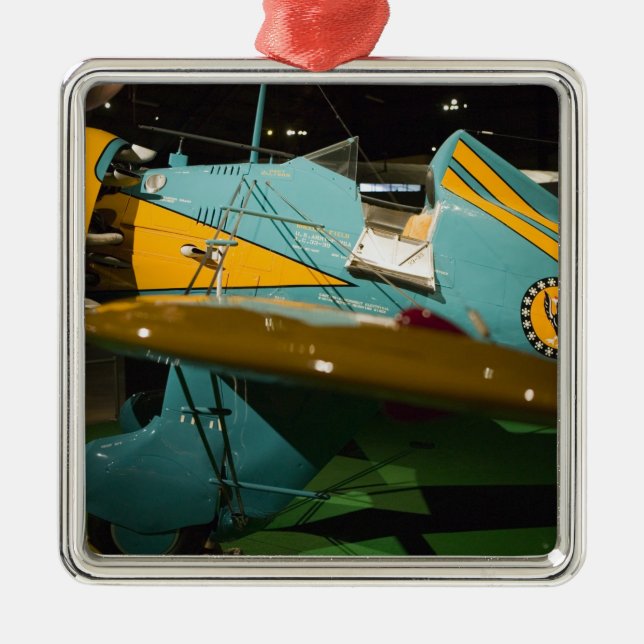 USA, Ohio, Dayton: US-Luftwaffe Museum und 2 Silbernes Ornament (Vorne)