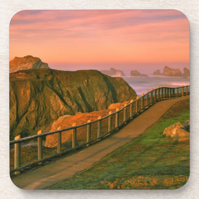 USA, Oregon, Bandon. Felsen auf dem Weg Untersetzer (Vorderseite)