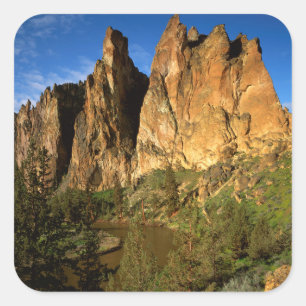 USA, Oregon, Granitklippen in Smith Rock State Quadratischer Aufkleber