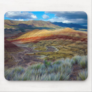 USA, Oregon. Landschaft der Painted Hills Mousepad