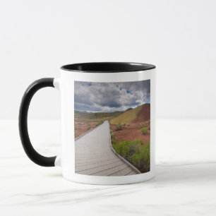 USA, Oregon, Mitchell, Bahn unter gemalt Tasse