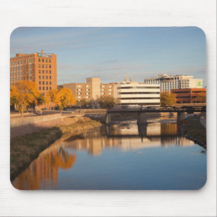 USA, South Dakota, Sioux Falls, Stadt-Skyline Mousepad