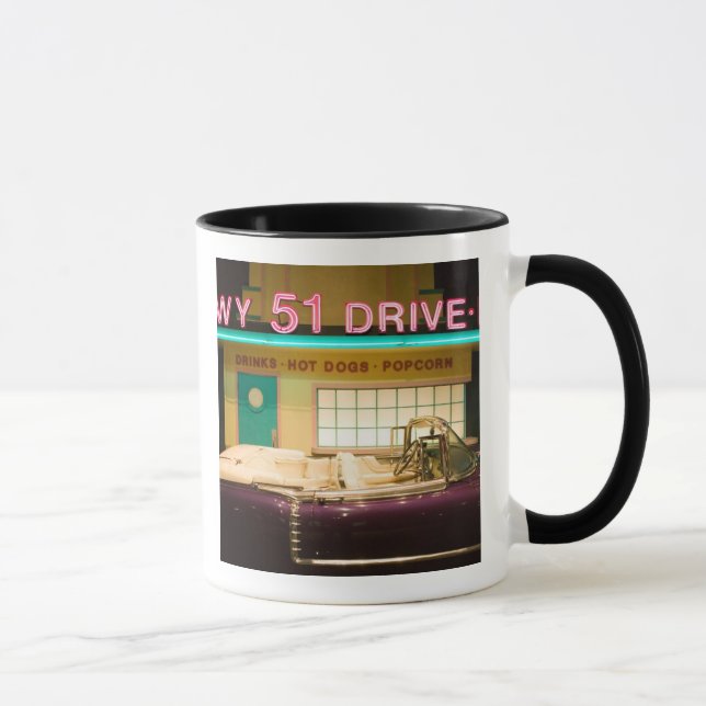 USA, Tennessee, Memphis: Elvis Presley Tasse (Rechts)