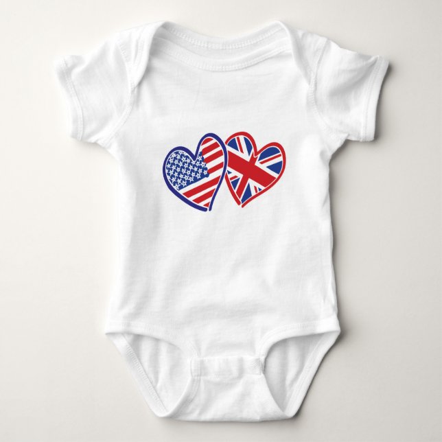 USA und UK Flag Hearts Baby Strampler (Vorderseite)