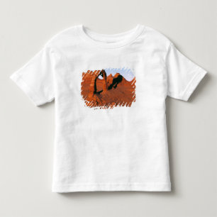 USA, Utah, Arches NP. Delicate Arch ist einer von Kleinkind T-shirt