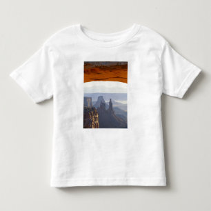 USA, Utah, Canyonlands National Park, Ansicht von Kleinkind T-shirt