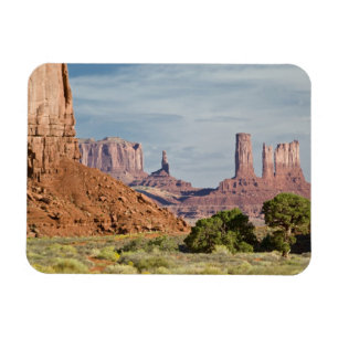 USA, Utah, Monument Valley Navajo Tribal Park. Magnet