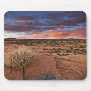 USA, Utah. Sonnenuntergang auf Poison Spider Mesa  Mousepad