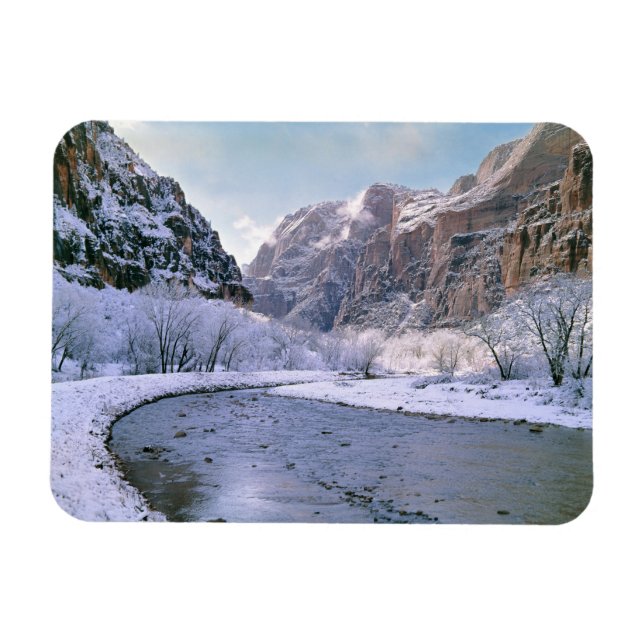 USA, Utah, Zion NP Der neue Schnee bedeckt die Sch Magnet (Horizontal)